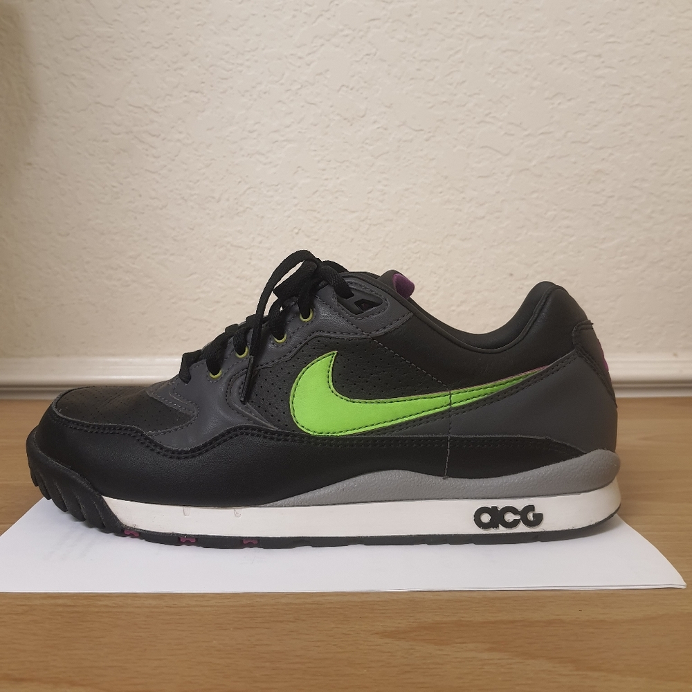Nike ACG Wildwood size 8.5